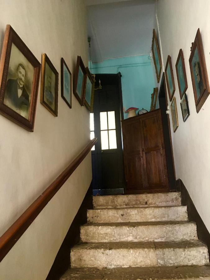 Le 7 Des Tonneliers Bed & Breakfast Castelfranc Exterior foto
